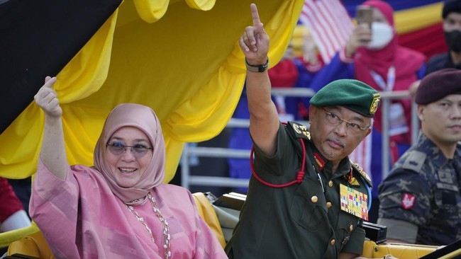 FOTO: Gegap Gempita Parade HUT Kemerdekaan Malaysia