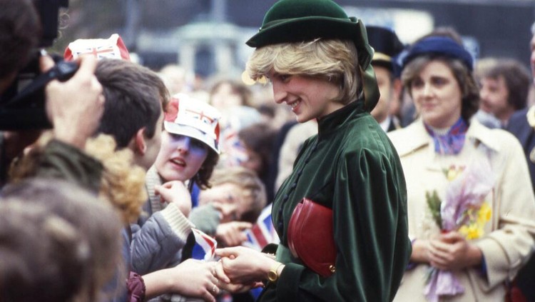 Mengenang 25 Tahun Kematian Sang Lady Diana