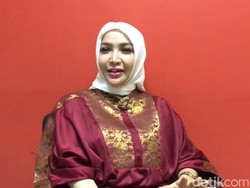 Cerita Roro Fitria Temui Ustaz hingga Habib demi Nama Anak