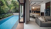 <p>Tak hanya itu, rumah dengan 4 lantai ini juga memiliki kolam renang sepanjang ruang keluarga hingga ruang makan, lho, Bunda. (Foto: Instagram@cutratumeyriska)</p>