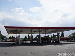 SPBU di Jalan Nasional Mojokerto Batasi Pembelian Solar Maksimal Rp 300 Ribu