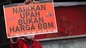 Buruh Bakal Gelar Demo Tolak Kenaikan Harga BBM Selasa, Pusat di DPR