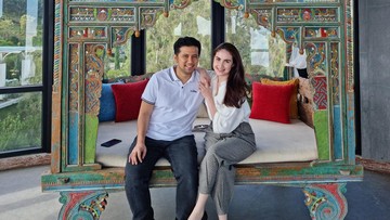 CARA QUALITY TIME ALA ARUMI BACHSIN DAN PASANGAN