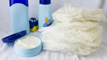 KRIM RUAM POPOK YANG AMAN UNTUK KULIT BAYI