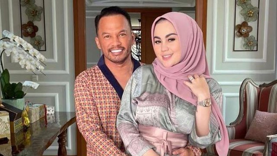 Jennifer Dunn dan Faisal Harris