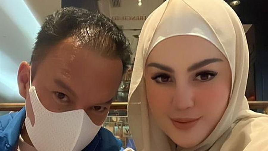 Jennifer Dunn dan Faisal Harris