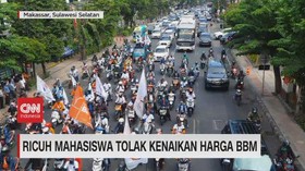 VIDEO: Ricuh Mahasiswa Tolak Kenaikan BBM