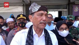 VIDEO: Luhut Minta Warga Tak Percaya Isu Harga BBM Bersubsidi Naik