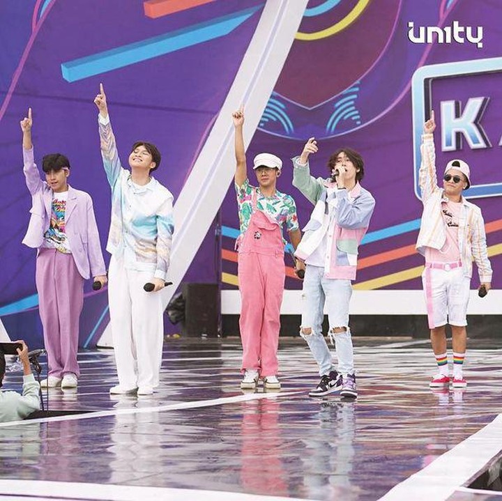 <p>UN1TY debut dengan dua lagu berjudul<em> Coba Cintaku</em>, yang berhasil menduduki peringkat ke-43 di tangga musik Billboard Indonesia Top 100, Bunda. (Foto: Instagram @un1ty_official)</p>