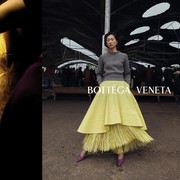 Bottega Veneta Rilis Foto Ad Campaign Koleksi Fall/Winter 2022