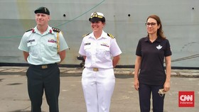 Cerita Annick Fortin Jadi Komandan Perempuan Kapal Perang Kanada