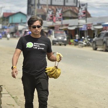 Surat Terbuka Andi Bachtiar Sutradara Terganteng: Saya Dorong, Bukan Tampar