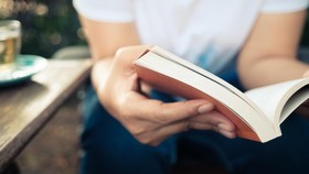 Struktur Teks Anekdot dan Contohnya