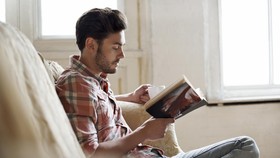 9 Rekomendasi Novel Sad Ending yang Bikin Baper dan Nangis