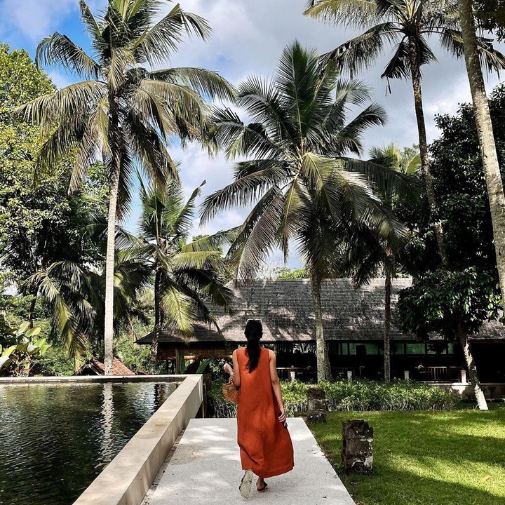 <p>Bagaimana tidak, netizen memuji kemampuan Jesse Choi sebagai fotografer pribadi Maudy. Banyak yang iri karena Maudy mempunyai suami yang hasil fotonya estetik. "Enak ya punya suami bisa fotoin hasilnya bagus estetikk hmm," tulis akun @deas****. (Foto: Instagram @maudyayunda)<br /><br /><br /></p>