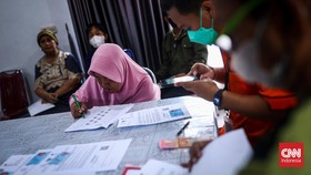 3 Bansos yang Cair Bareng Mulai Bulan Ini