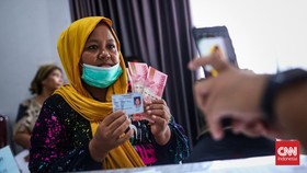Cerita Warga Penerima BLT: Terima Rp500 Ribu hingga Wajib Beli Sembako