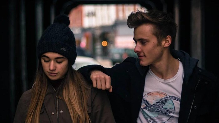 Jangan Terbuai, Ini 5 Perilaku Manipulatif dalam Hubungan yang Sulit Disadari! Ada yang Pasanganmu Lakukan?