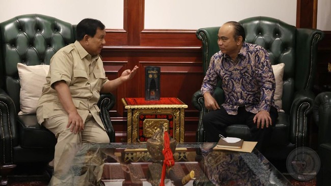 Keduanya berdiskusi selama kurang lebih satu jam. Selain persoalan nasional, tantangan global juga disebut jadi pembahasan antarkeduanya.