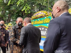 SBY Melayat ke Rumah Duka Albert Hasibuan