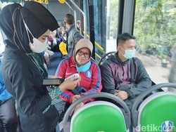 Penumpang Merasa Lebih Cepat Naik Motor, Bus Trans Jatim Butuh Angkutan Feeder