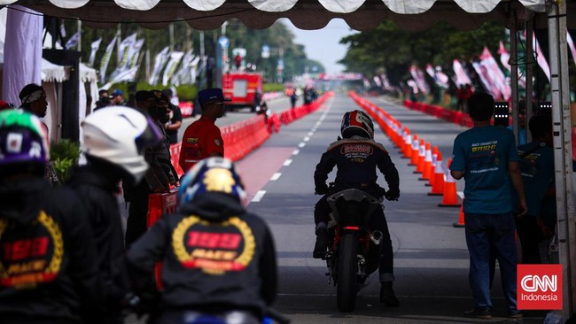 Street race yang digelar Polda Metro Jaya buat menanggulangi balap liar meresahkan akan digelar berkelanjutan dua bulan sekali.