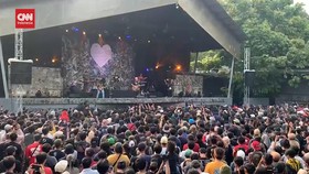 VIDEO: Kemeriahan Konser Tunggal, Cara Iwan Fals Rayakan HUT ke-61