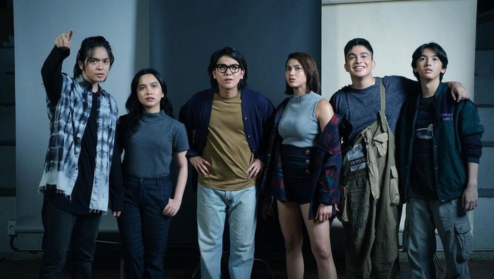 Sukses di Hari Pertama Penayangan, Ini 5 Alasan Kamu Harus Nonton Mencuri Raden Saleh