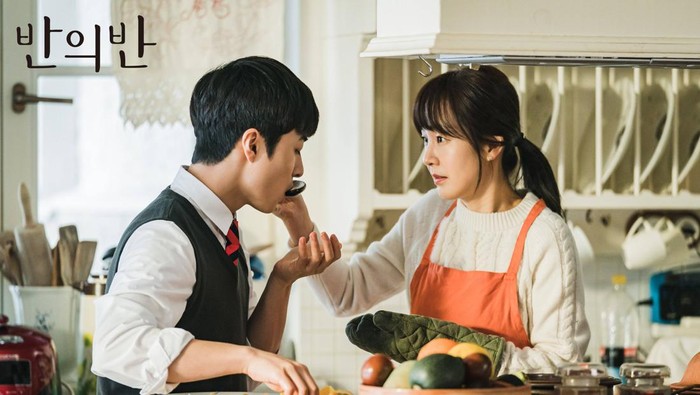 Kebiasaan dan Aturan Unik Masyarakat Korea Saat Makan yang Orang Lain Nggak Bisa 'Relate' Kebiasaan dan Aturan Unik Masyarakat Korea Saat Makan yang Orang Lain Nggak Bisa 'Relate'