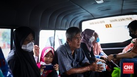 Tarif Angkutan di Makassar Naik Rp1.000 Usai Jokowi Kerek Harga BBM