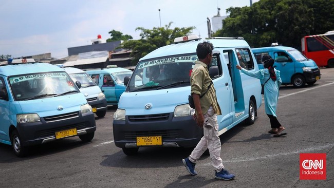 FOTO: Pemerintah Didesak Atur Tarif Angkutan Umum Usai Harga BBM Naik