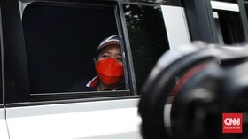 Kunjungi Prabowo di Hambalang, Puan Kenakan Pakaian Olahraga