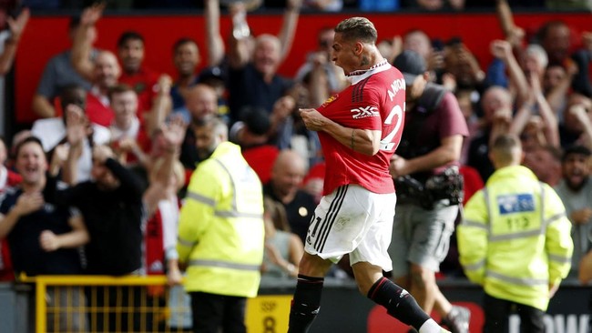 Antony Santos mengungkapkan perasaannya usai melakoni debut manis bersama Manchester United dengan mencetak gol saat melawan Arsenal di Liga Inggris.