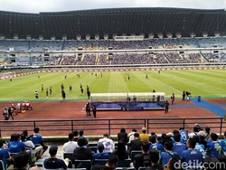 Laga Kandang Persib Kini Tak Seramai Dahulu
