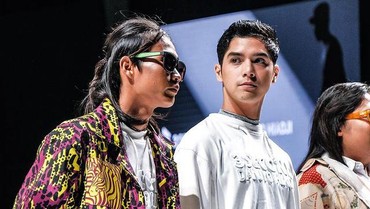 img-title 8 Gaya Keren Bonge di Jakarta Fashion and Food Festival Bareng Al Ghazali
