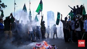 Polisi Tangkap 4 Orang Saat Demo Tolak Kenaikan BBM di Jakarta