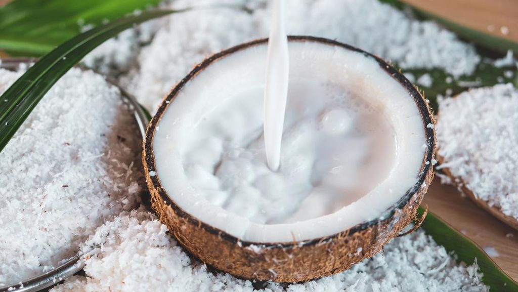 Benarkah Mengganti Santan dengan Susu Lebih Sehat? Ini Kata Dokter