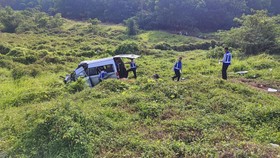 Kronologi Kecelakaan Toyota HiAce Tabrak Truk di Tol Semarang-Batang