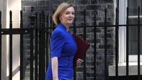 Alasan PM Inggris Liz Truss Mundur Meski Baru 45 Hari Menjabat