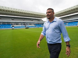 Ronaldo Mau Maju Jadi Presiden Federasi Sepakbola Brasil