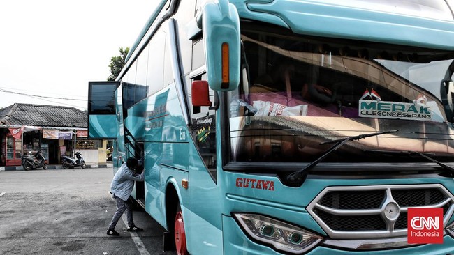 FOTO: Lonjakan Tarif Bus AKAP Imbas Keputusan Jokowi Naikkan Harga BBM