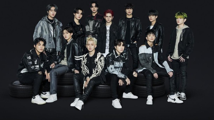 Tuai Kesuksesan Lewat Jikjin dan Darari, TREASURE Dikonfirmasi Comeback Oktober Mendatang