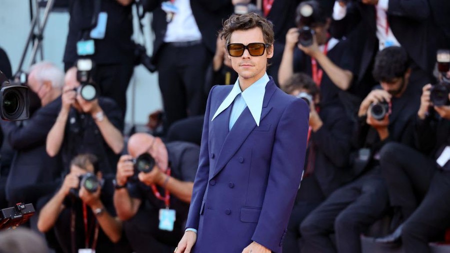 1421071629 VENICE, ITALY - SEPTEMBER 05: Harry Styles attends the