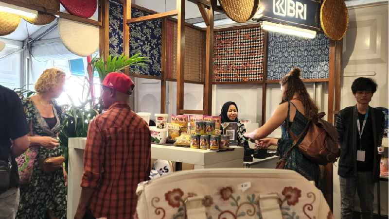 PT Bank Rakyat Indonesia (Persero) sukses membawa UMKM binaannya, Iwaku ke kancar global.