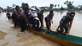 FOTO: Banjir Terparah dalam 10 Tahun Terakhir di Kota Palu