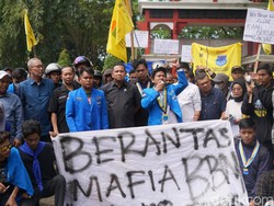 Mahasiswa Ultimatum DPRD Bone 2x24 Jam Sampaikan Aspirasi ke Pusat soal BBM