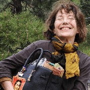 Potret Gaya Jane Birkin, Perempuan yang Jadi Sumber Inspirasi Tas Mewah Hermes Birkin