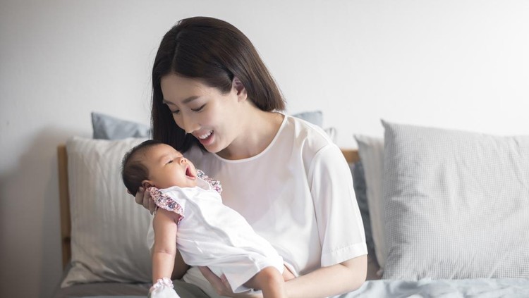 Ilustrasi Ibu dan Bayi