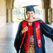 Inspirasi Kebaya untuk Wisuda ala Artis Indonesia! Dari Maudy Ayunda hingga Alika Islamadina