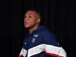 Tepikan Messi-Ronaldo, Mbappe Ngotot Ingin Raih Ballon dOr